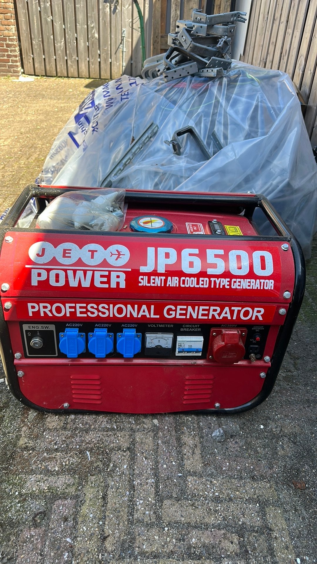 Generator nooit gebruikt, Ophalen, Zo goed als nieuw, Minder dan 5 kVA, Benzine