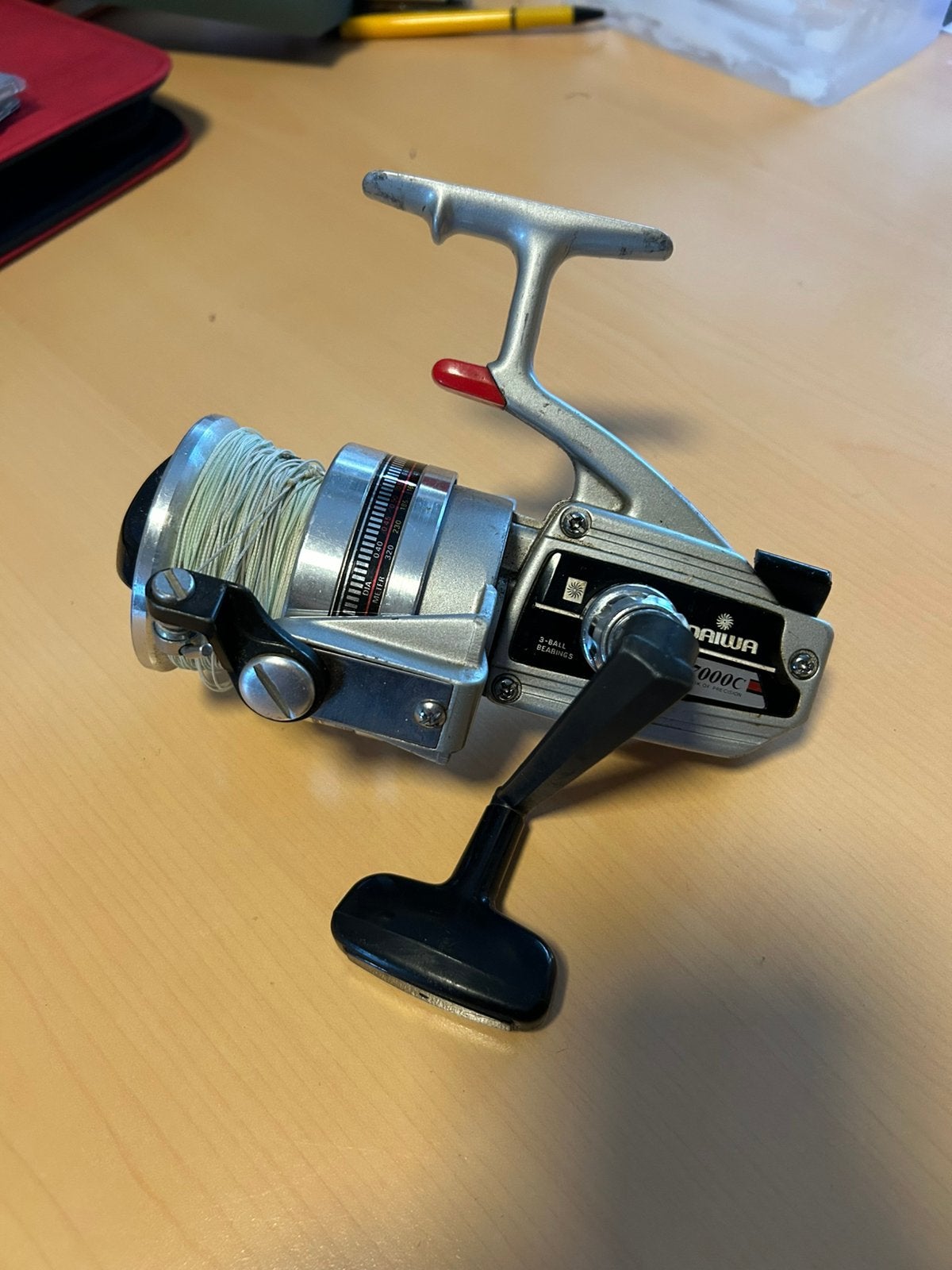 Daiwa 7000C zeevismolen, Ophalen of Verzenden, Gebruikt, Molen