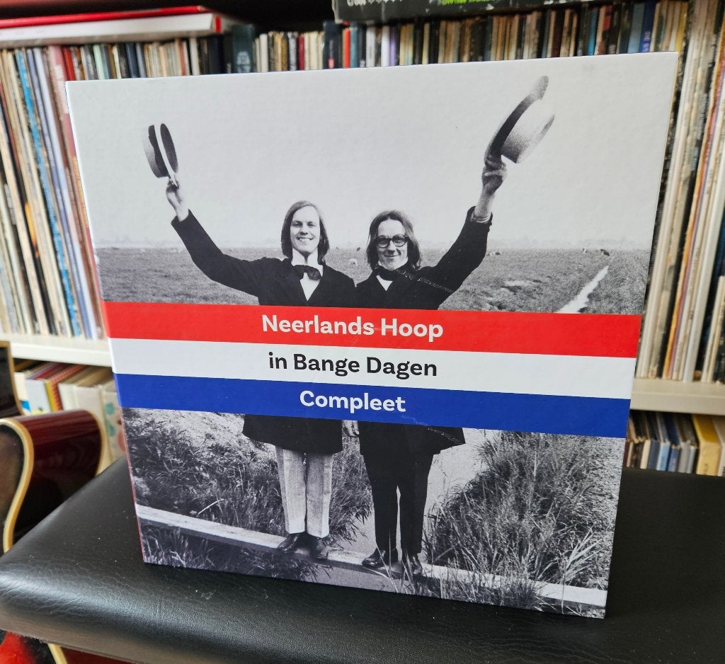 Verzamelbox met Neerlands Hoop in Bange Dagen compleet, Alle leeftijden, Ophalen of Verzenden, Zo goed als nieuw, Boxset