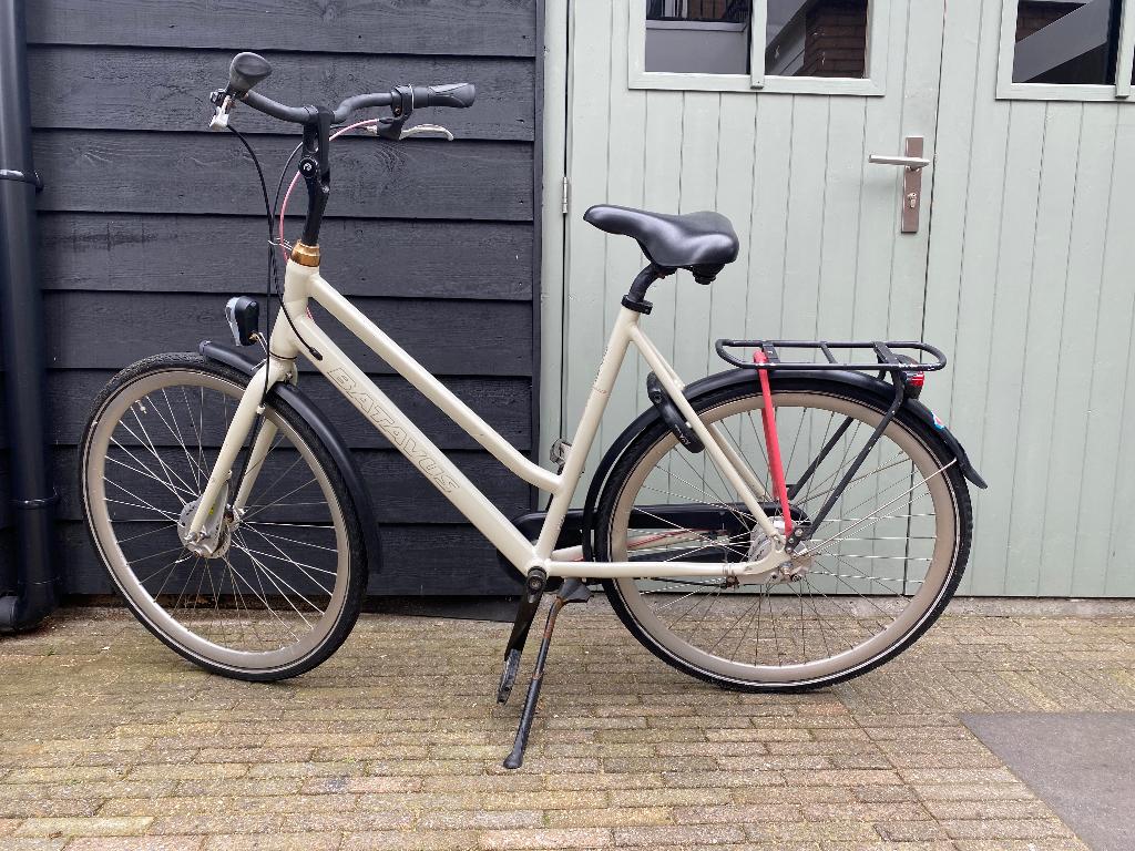 Batavus Dinsdag damesfiets 57cm wit/roze 7 versnellingen, Ophalen, Gebruikt, Versnellingen, Batavus
