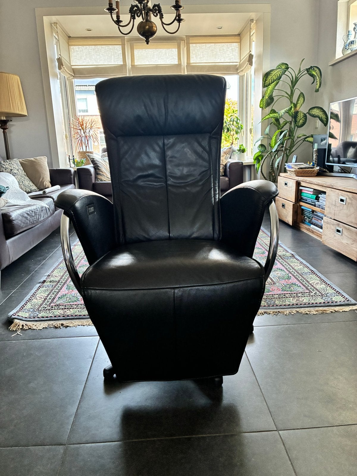 Relaxfauteuil Charles met elektrische verstelling, Ophalen, 100 tot 125 cm, Leer, Zo goed als nieuw