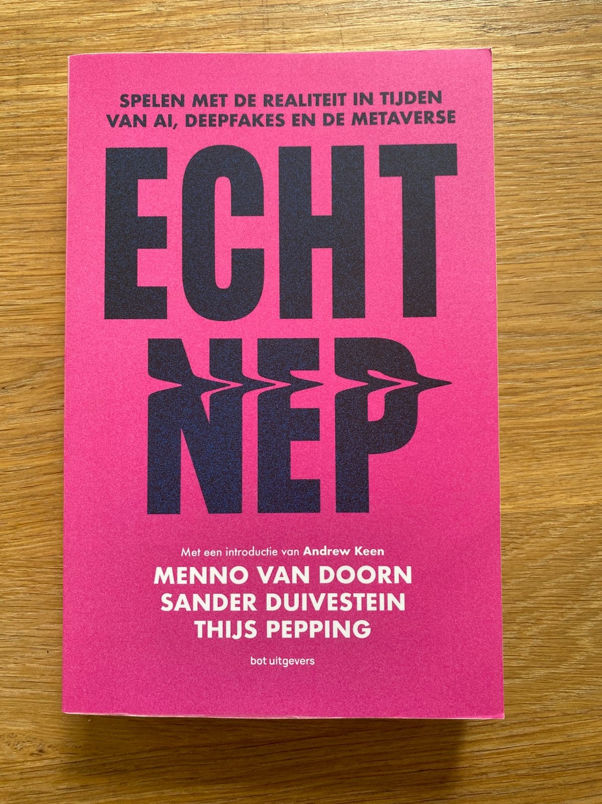 Echt Nep, Ophalen of Verzenden, Zo goed als nieuw