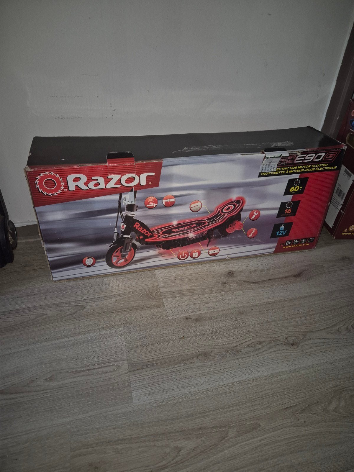 Razor E90 Elektrische Step - Gebruikt maar in goede staat, Fietsen en Brommers, Steps, Ophalen of Verzenden, Gebruikt, Elektrische step (E-scooter)