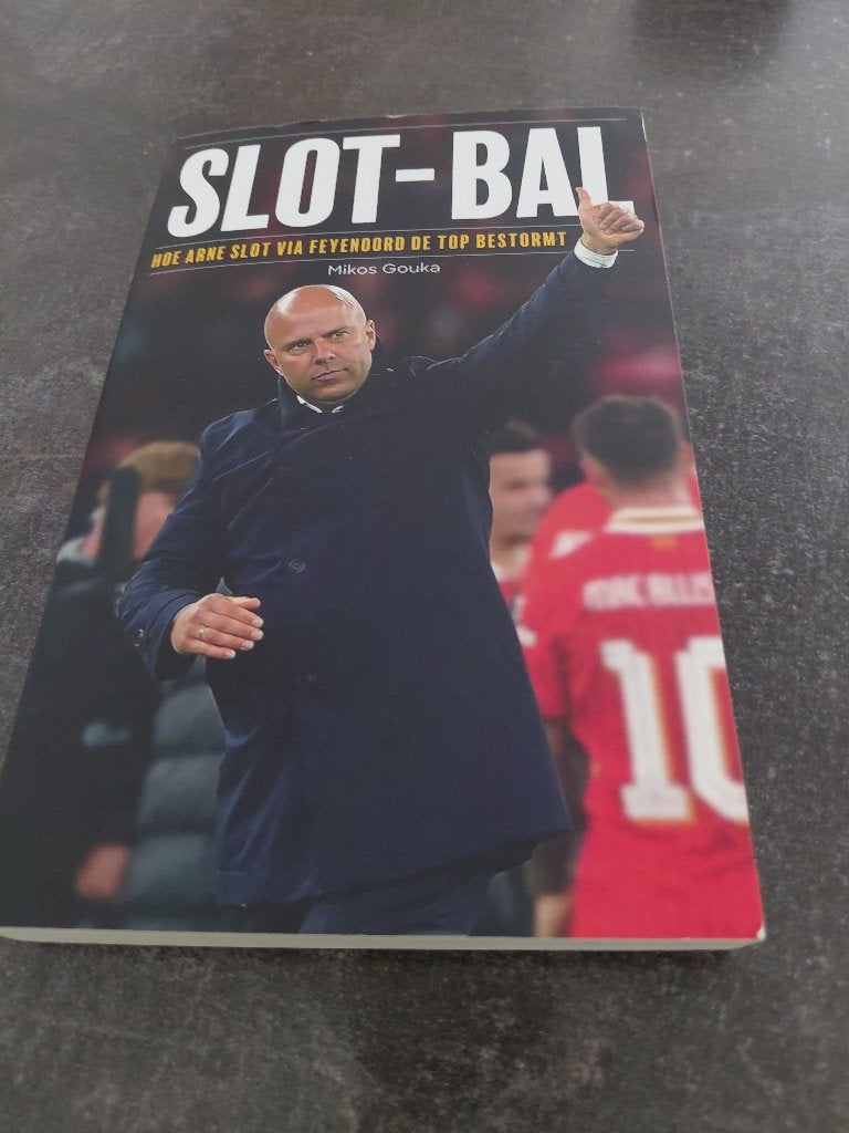 Boek Arne Slot, Ophalen, Mikos Gouka, Zo goed als nieuw, Balsport