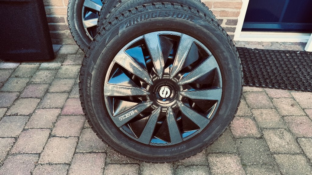 Mooie set met winterbanden Toyota, Ophalen, Gebruikt, Toyota