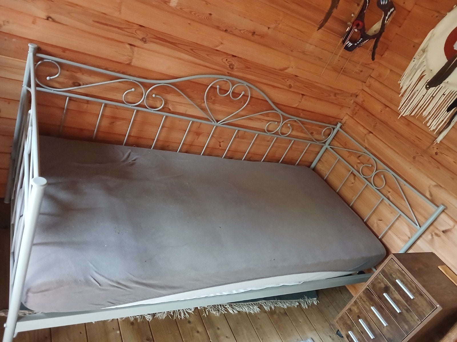 een persoons bed, Ophalen, Gebruikt