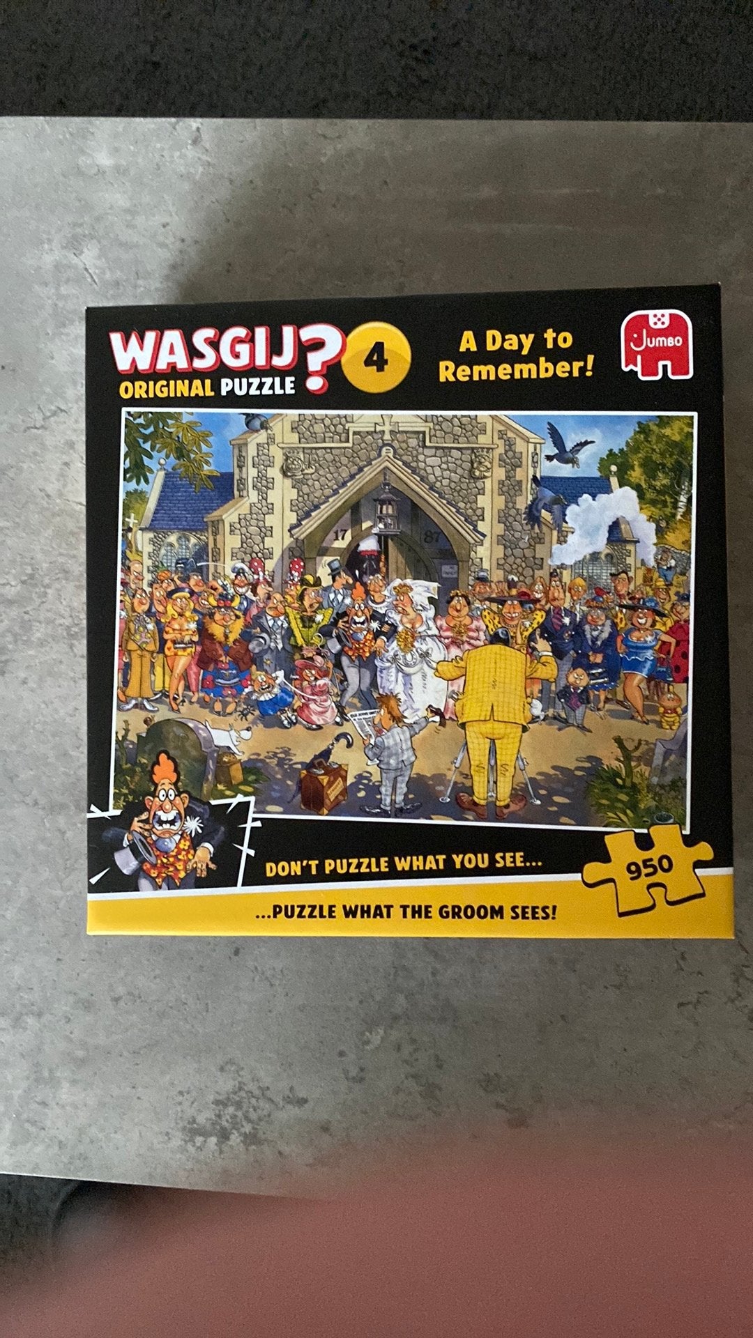 Wasgij Original 4: A Day to Remember! 950 stukjes, Hobby en Vrije tijd, Denksport en Puzzels, Zo goed als nieuw, Legpuzzel, 500 t/m 1500 stukjes