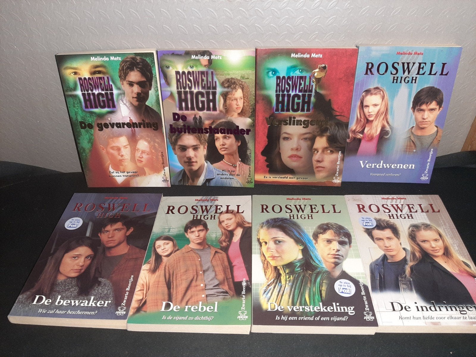Roswell High boekenreeks (deel 1-7) - Melinda Metz, Ophalen of Verzenden, Gelezen