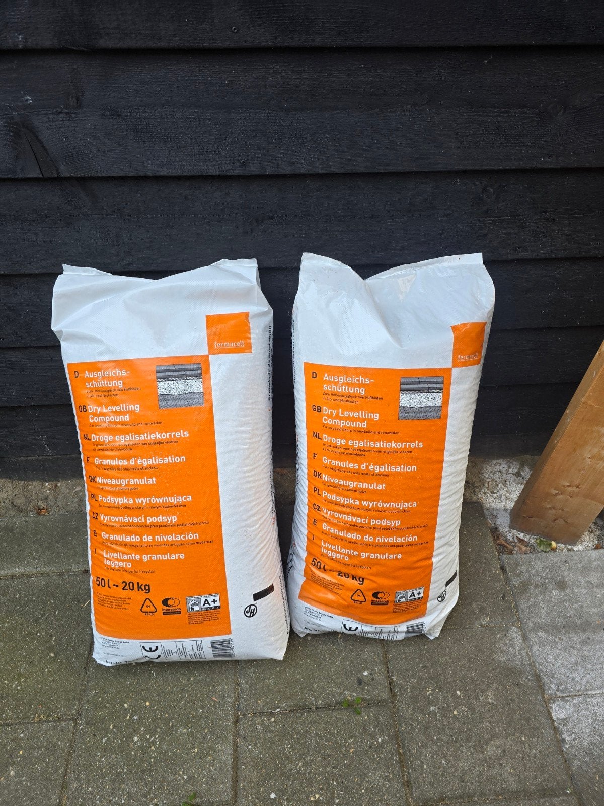 2x Fermacell Droge egalisatiekorrels 50L - 20kg, Ophalen, Nieuw