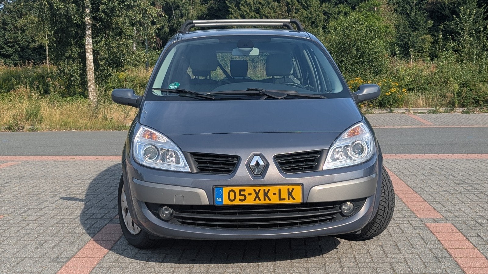 Renault Scénic 1.6 16V 82KW 2007 Grijs, Auto's, 1295 kg, 4 cilinders, Origineel Nederlands, Particulier