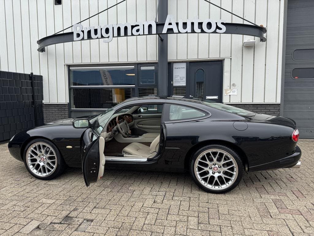 Jaguar XKR 4.0 V8 Coupé, foto 4