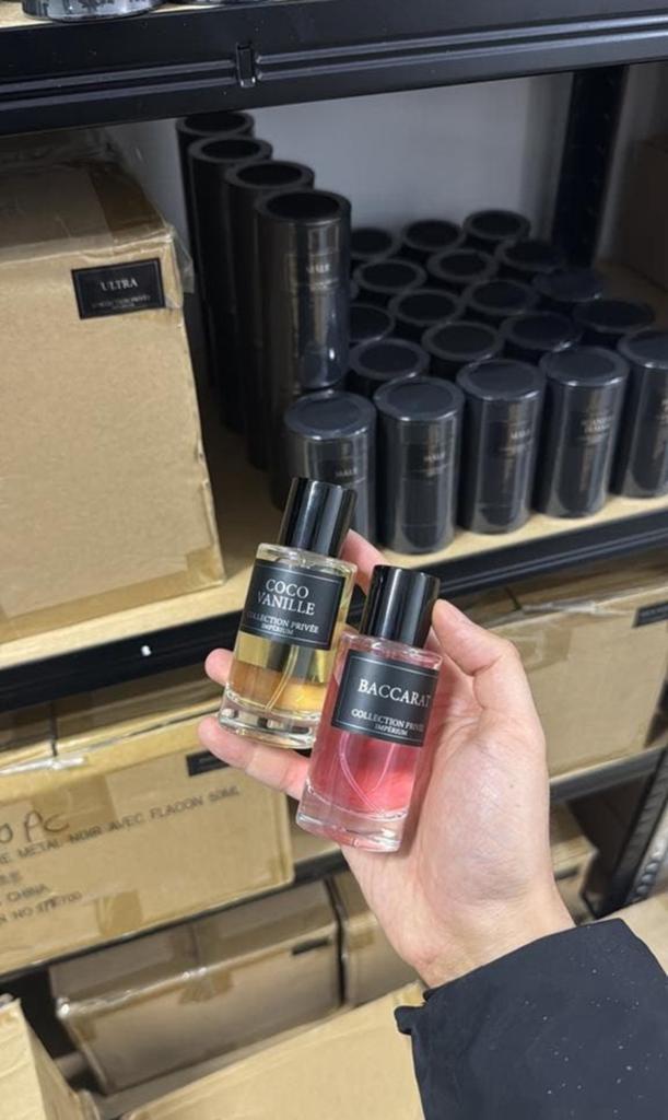 Doos parfum partij 50stuks aisha sultan, Sieraden, Tassen en Uiterlijk, Uiterlijk | Parfum, Ophalen of Verzenden, Zo goed als nieuw