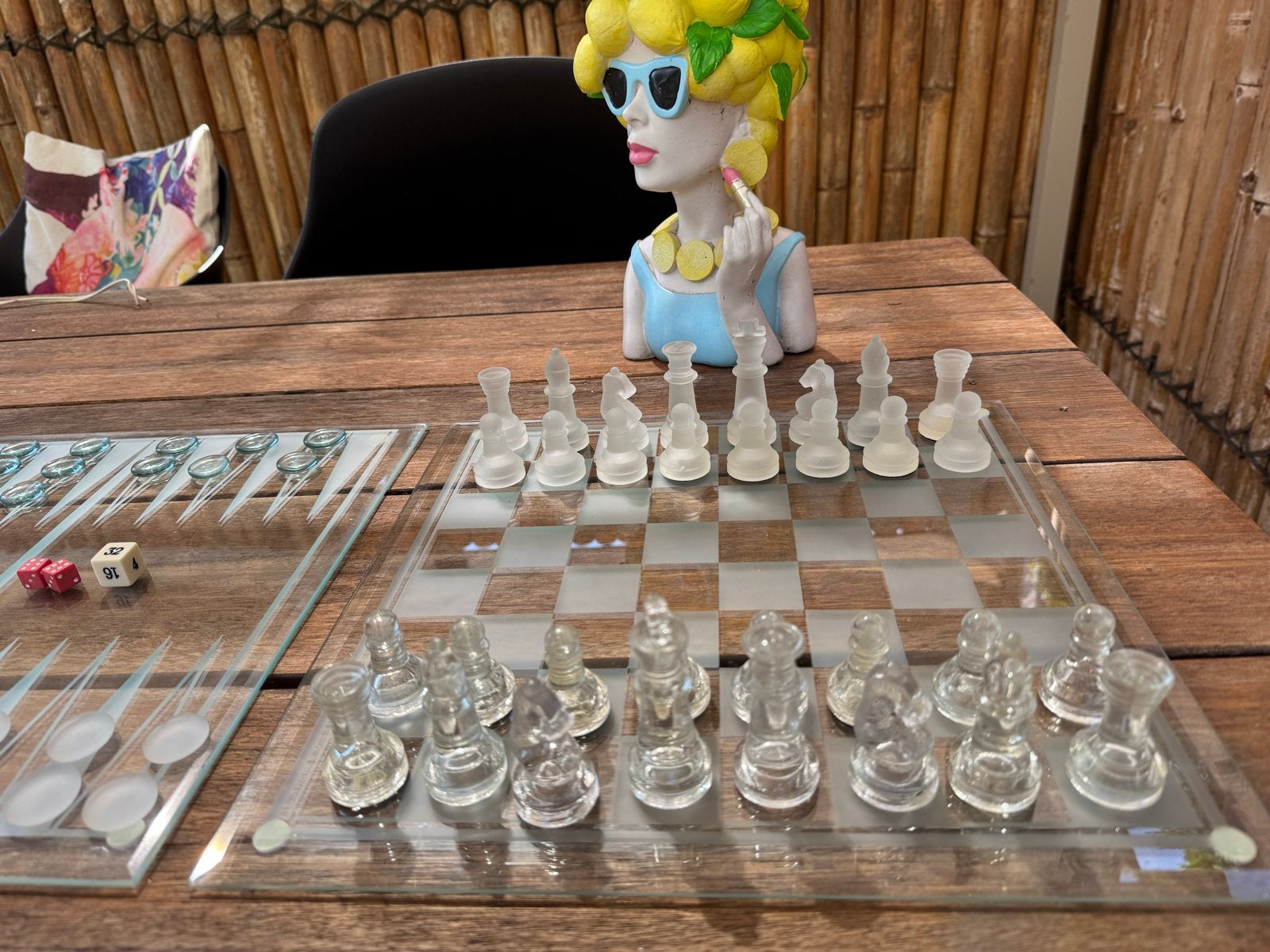 Glazen Schaak- en Backgammonspel, Een of twee spelers, Ophalen, Zo goed als nieuw