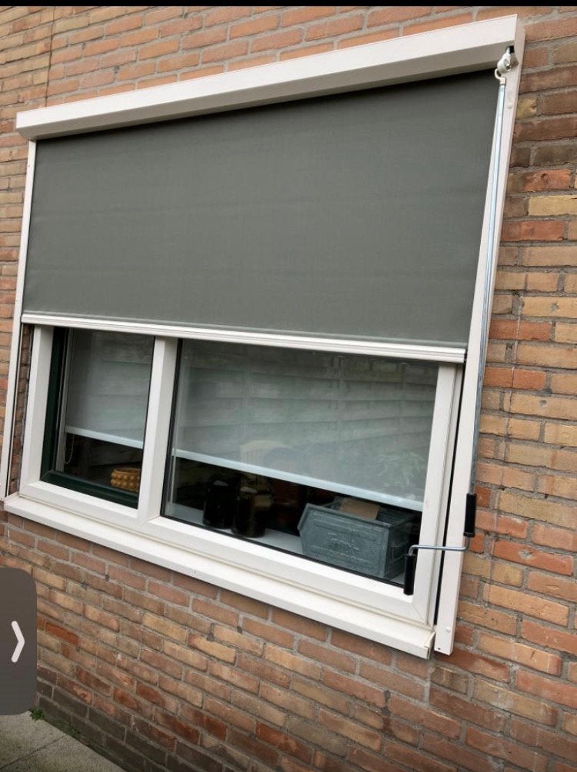 Screen zonwering 297.5 cm breed, zo goed als nieuw, Ophalen, Zo goed als nieuw, 150 tot 300 cm, 250 cm tot 450 cm
