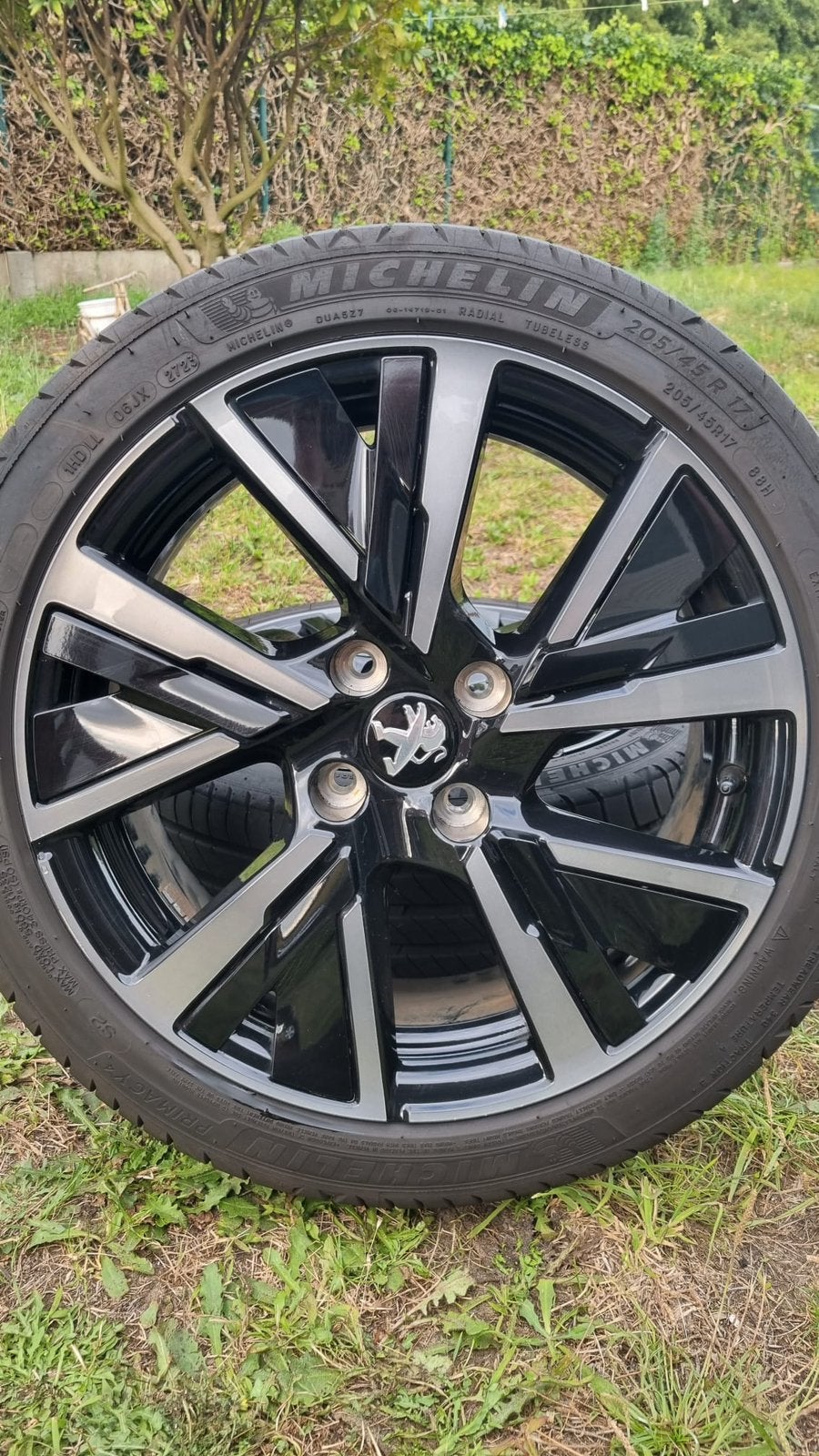 17 inch Peugeot 208 GT lm velgen Michelin Zomerbanden, Auto-onderdelen, Ophalen, 17 inch, 205 mm, Zomerbanden
