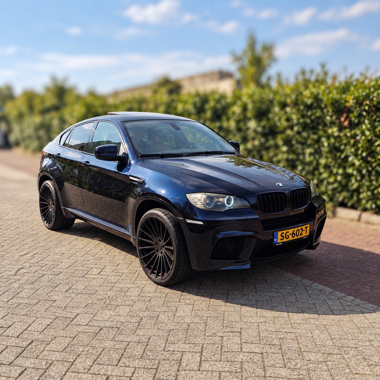 BMW X6 4.4 M AUT 2009 Zwart - Youngtimer - Pano - Headup, Automaat, Zwart, Vierwielaandrijving, Particulier