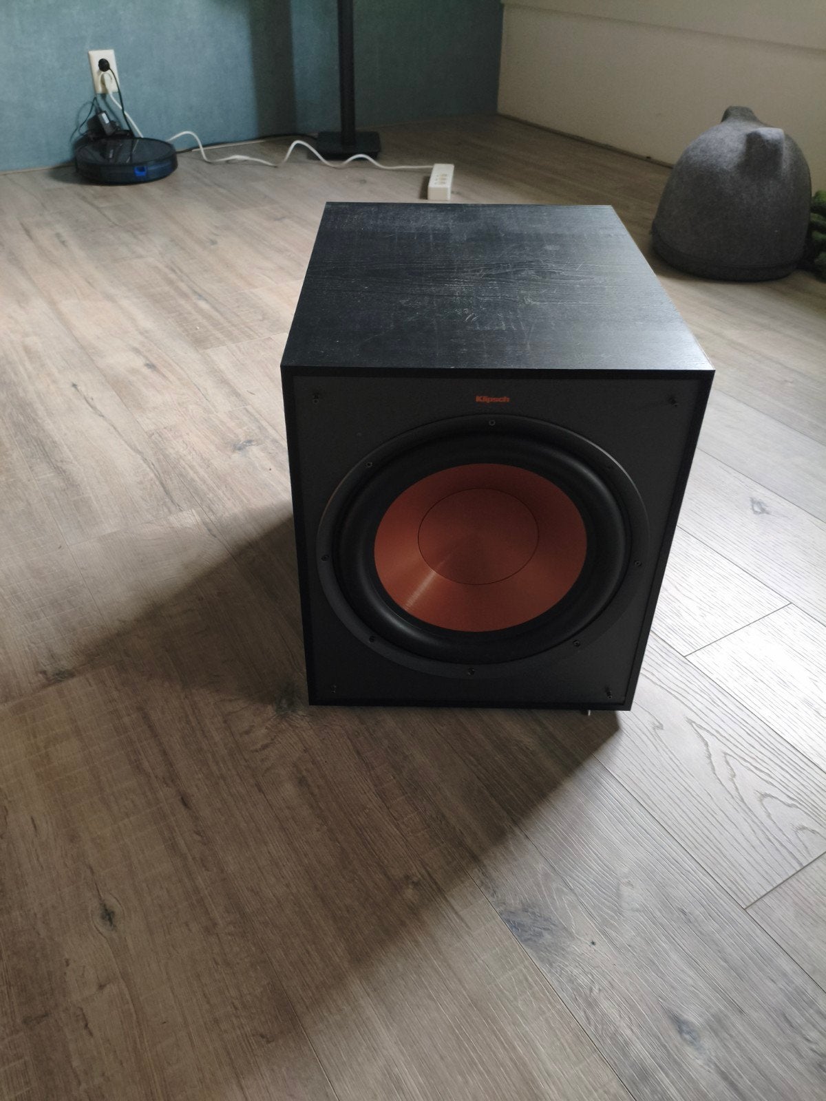 Klipsch R-120SW Subwoofer - Krachtige Baservaring, Basreflex, Subwoofer, Ophalen of Verzenden, Zo goed als nieuw