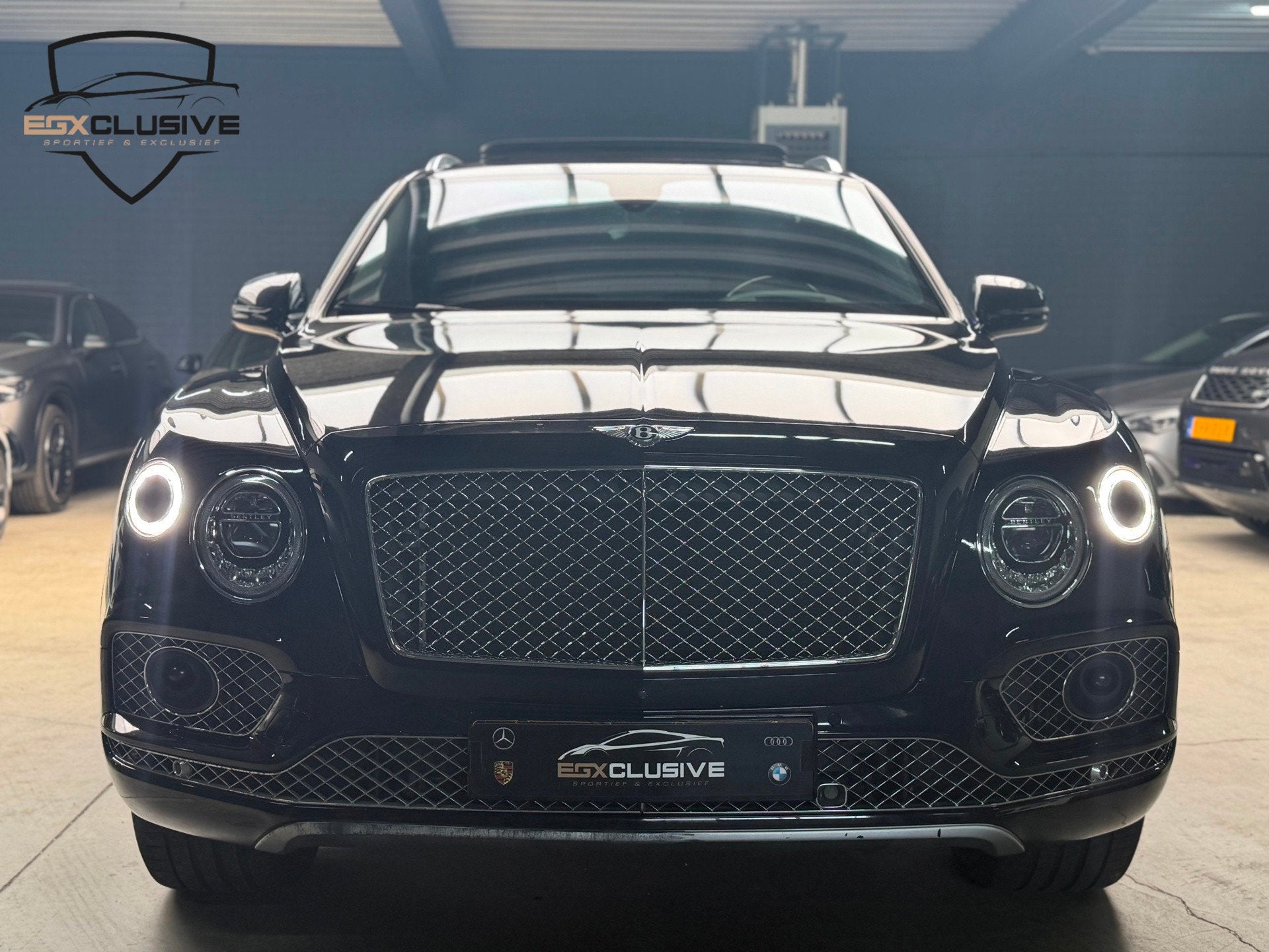 Bentley Bentayga 4.0 D 7p. PANO|360CAMERA|ACC|MEMORY|HUD|MAS, Auto's, 435 pk, Gebruikt, 7 stoelen, Zwart