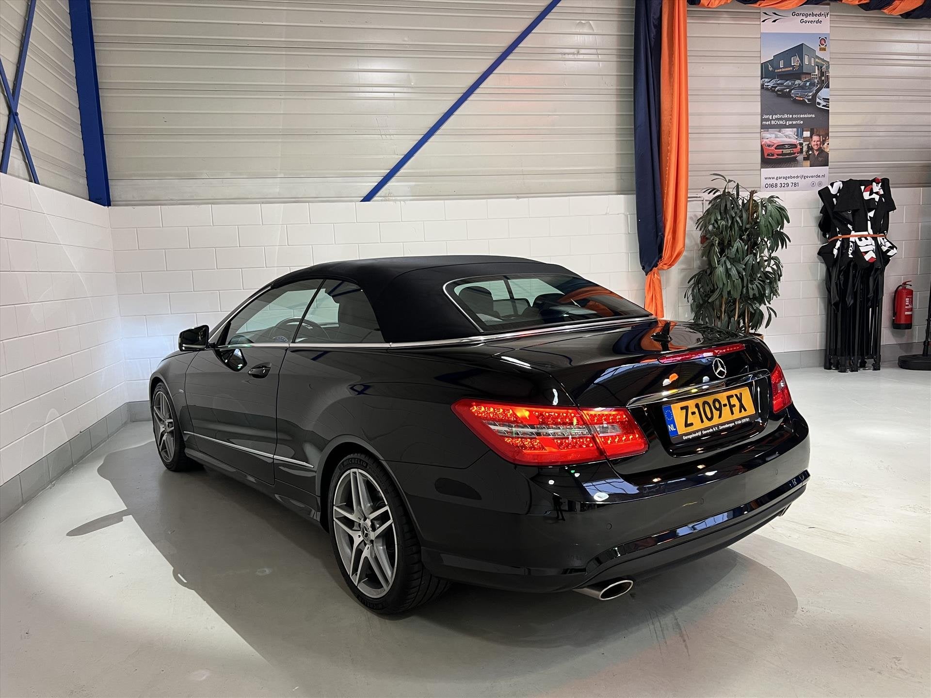 Mercedes E-Klasse E350 CGI Cabriolet V6 292pk AUT7 AMG, H/K,, Zwart, Cabriolet, 4 stoelen, Zwart