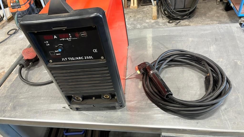 lasaparaat (elektroden) 380V, Doe-het-zelf en Verbouw, Gereedschap | Lasapparaten, Ophalen, Zo goed als nieuw, 250 ampère of meer