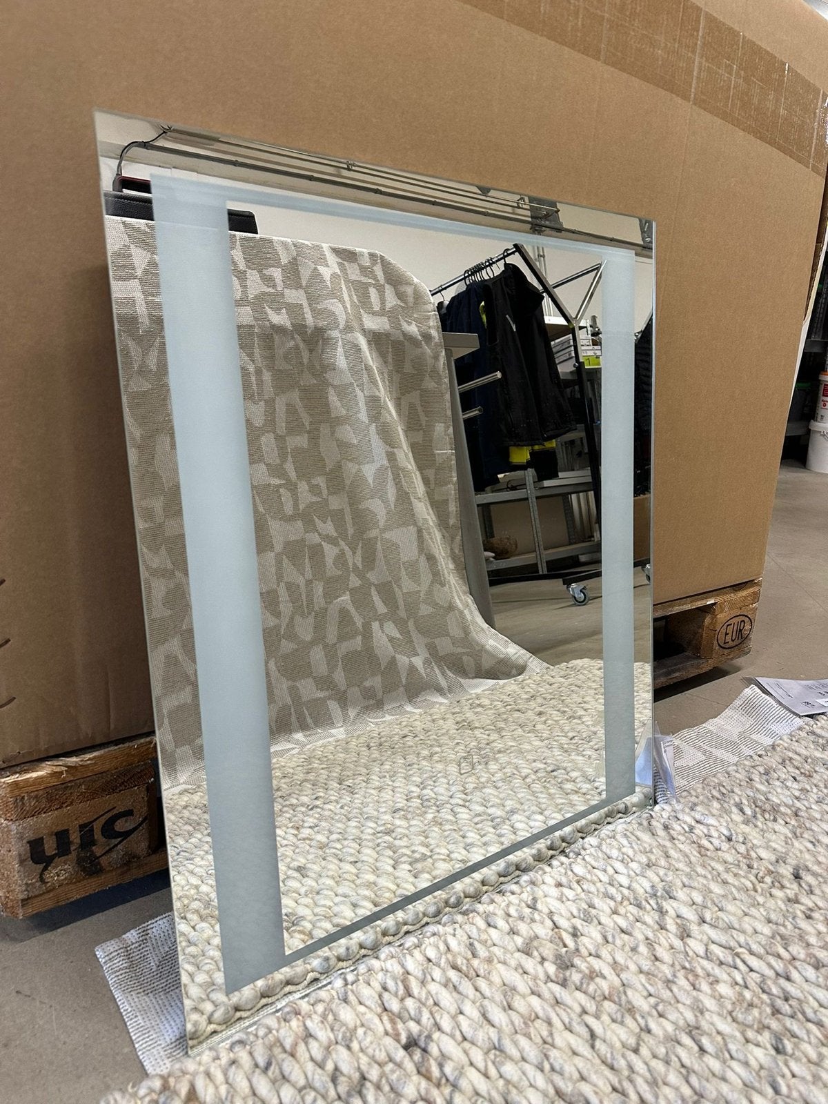 Spiegel met verlichting 60x70cm, Huis en Inrichting, Woonaccessoires | Spiegels, Ophalen, Nieuw, Minder dan 100 cm, Rechthoekig