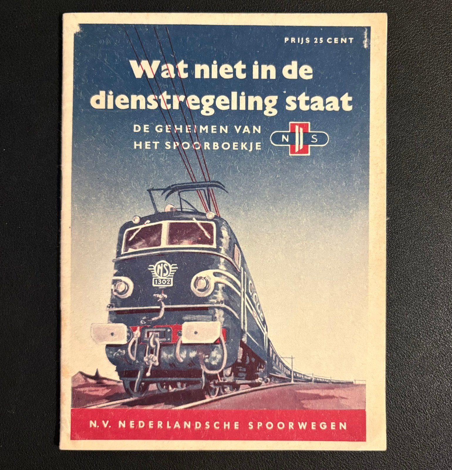 Brochure NS ‘Wat niet in de dienstregeling staat’ (jaren 50), Ophalen of Verzenden, Zo goed als nieuw, Trein, Boek of Tijdschrift