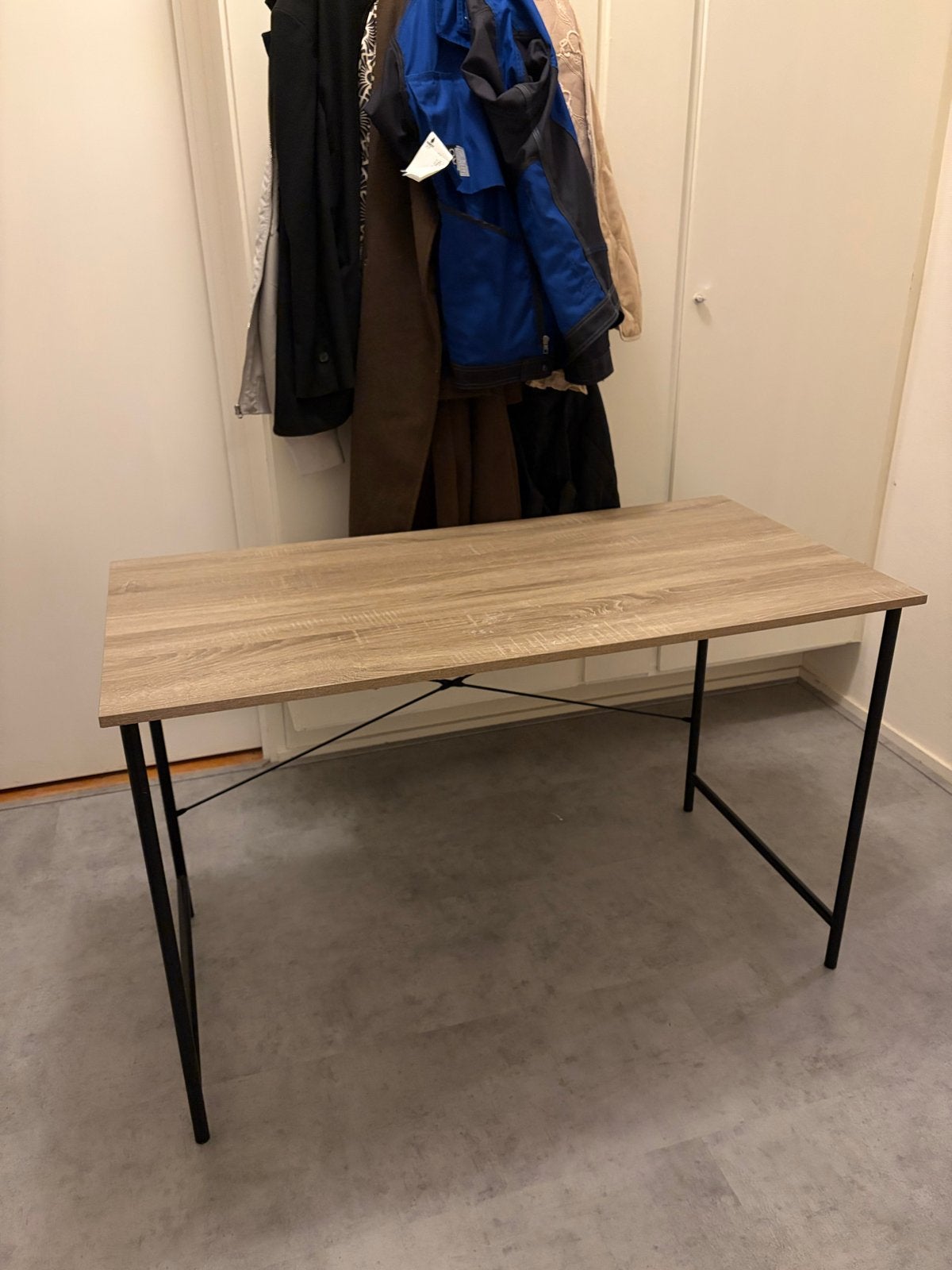 Bureau jysk 120, Ophalen, Gebruikt, Spaanplaat of MDF, Bruin