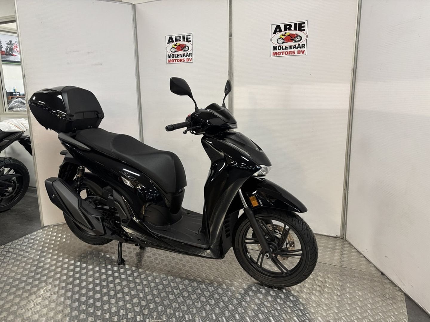 Honda SH350i Smart Top Box (bj 2026), Motoren, Motoren | Honda, 329 cc, Scooter, HONDA, Bedrijf