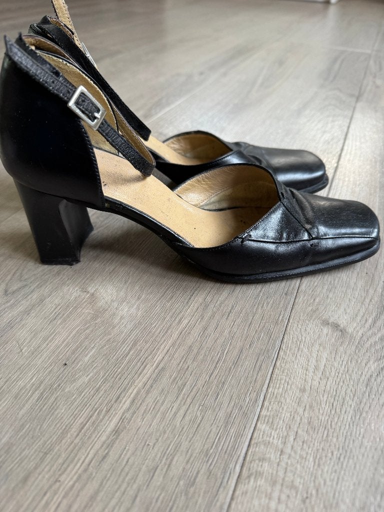 Leren Mary Jane' s maat 38 netjes DZ, Schoenen met lage hakken, Zwart, Ophalen of Verzenden, Onbekend