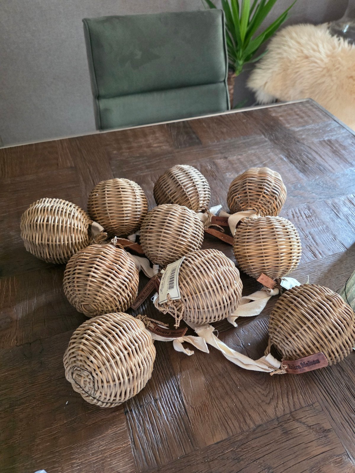 10 riviera maison rattan kerstballen met label, Ophalen of Verzenden