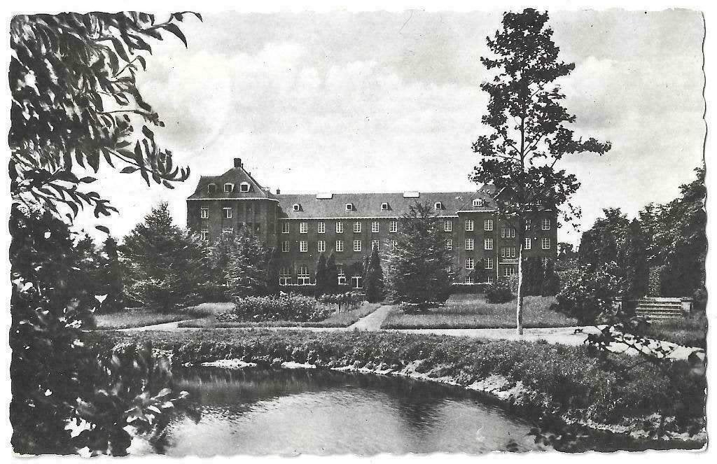 AK Vught - Retraitehuis "Loyola", Oostzijde, Ophalen of Verzenden, 1960 tot 1980, Gelopen, Noord-Brabant