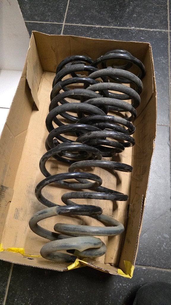 Eibach Pro-Kit verlagingsveren Mercedes Vito / V-Klasse W447, Auto-onderdelen, Ophalen of Verzenden, Gebruikt, Mercedes-Benz