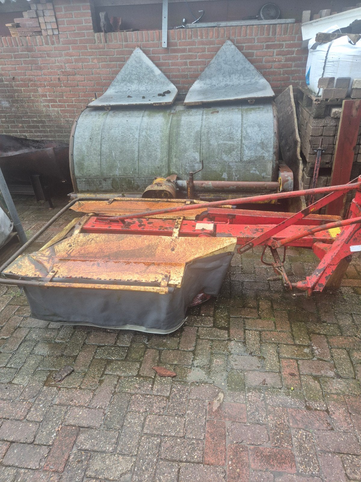 pz 135 en gustin trommelschudder, Ophalen