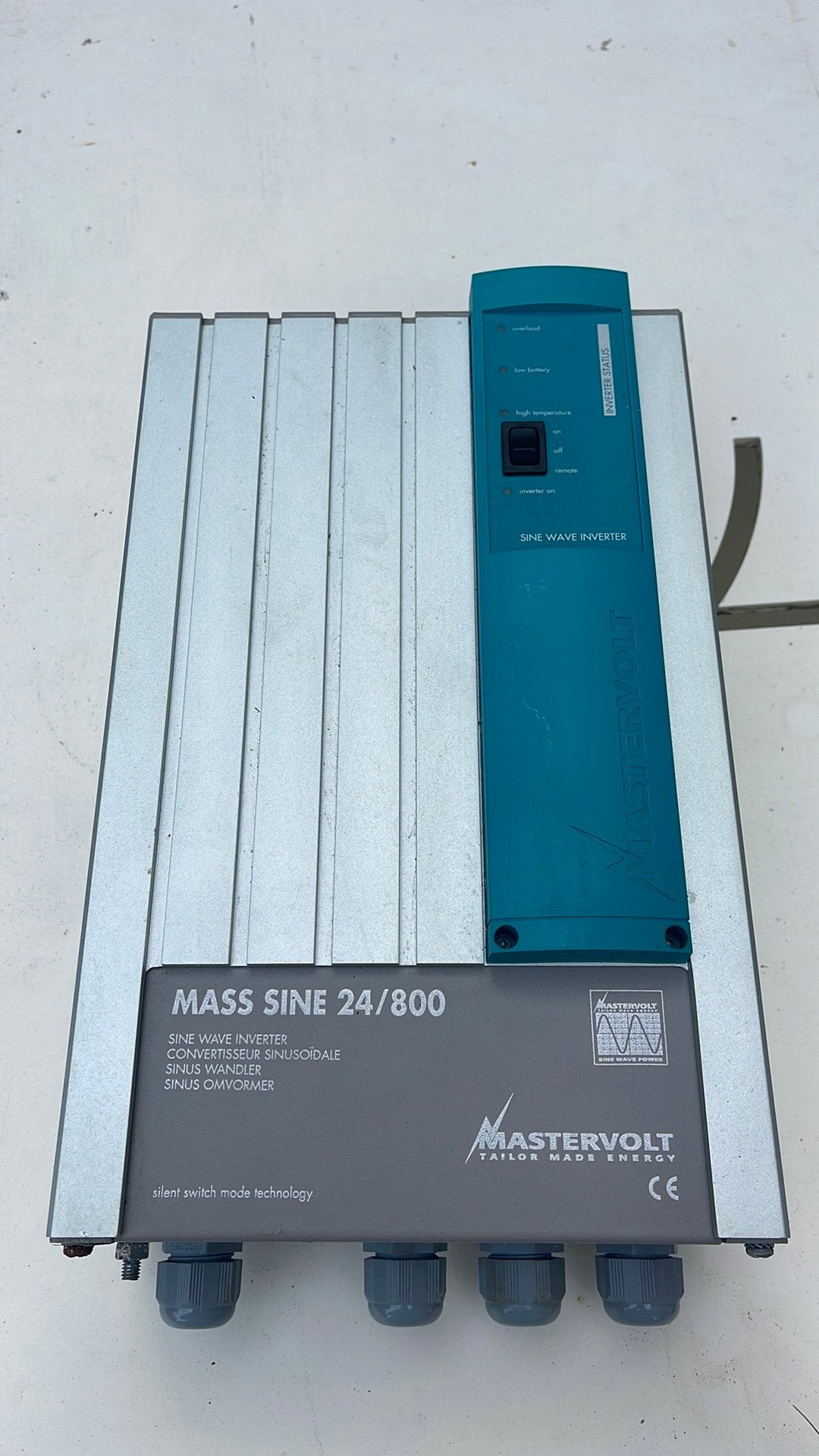 Mastervolt Mass Sine 24/800 Omvormer 24V naar 230V, Ophalen of Verzenden, Gebruikt, Overige typen