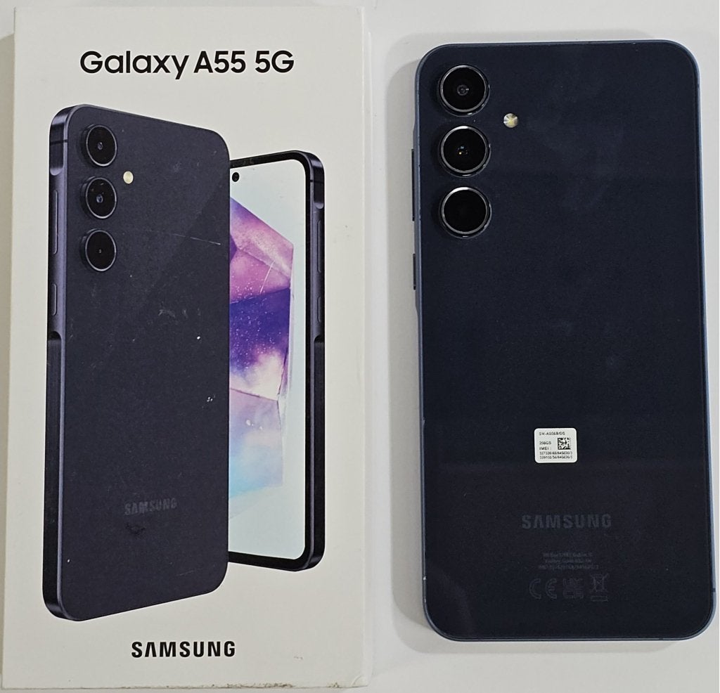 Samsung Galaxy A55 5G - 256GB - Zwart | Retourdeal, Zwart, Touchscreen, Nieuw, Ophalen of Verzenden