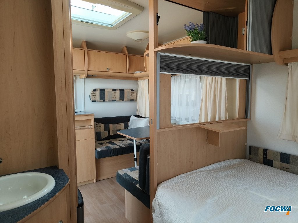 Delta Euroliner 390 FB Fransbed Zit Toilet Tent, Caravans en Kamperen, Caravans, Bedrijf, Treinzit, 750 - 1000 kg, Schokbreker