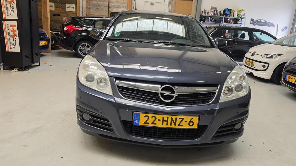 Opel Vectra 1.8-16V Executive Navi, Leer, Clima, Trekhaak, N, Auto's, Voorwielaandrijving, Gebruikt, 1295 kg, 4 cilinders