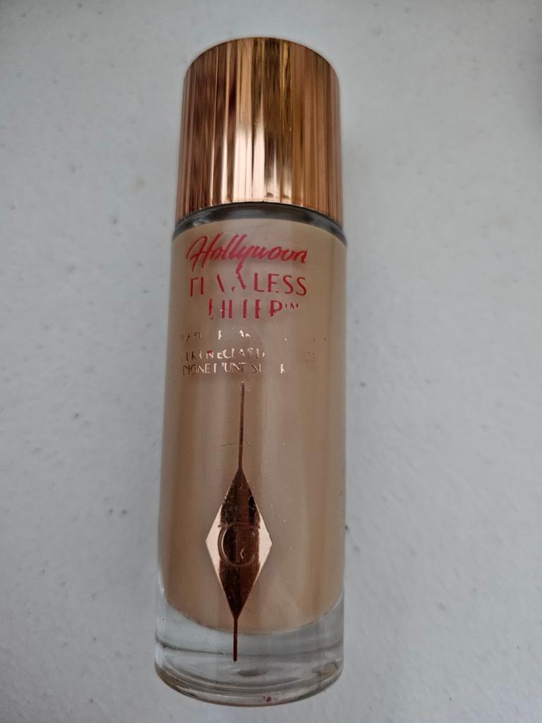 Charlotte Tilbury Hollywood Flawless Filter - Medium 4, Gehele gezicht, Beige, Ophalen of Verzenden, Zo goed als nieuw