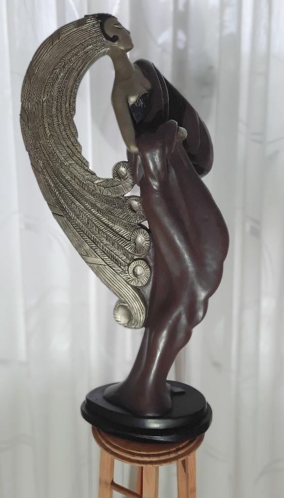 Beeld Sculpture van Austin, Antiek en Kunst, Op sokkel, Beeld, Bruin, Vrouw