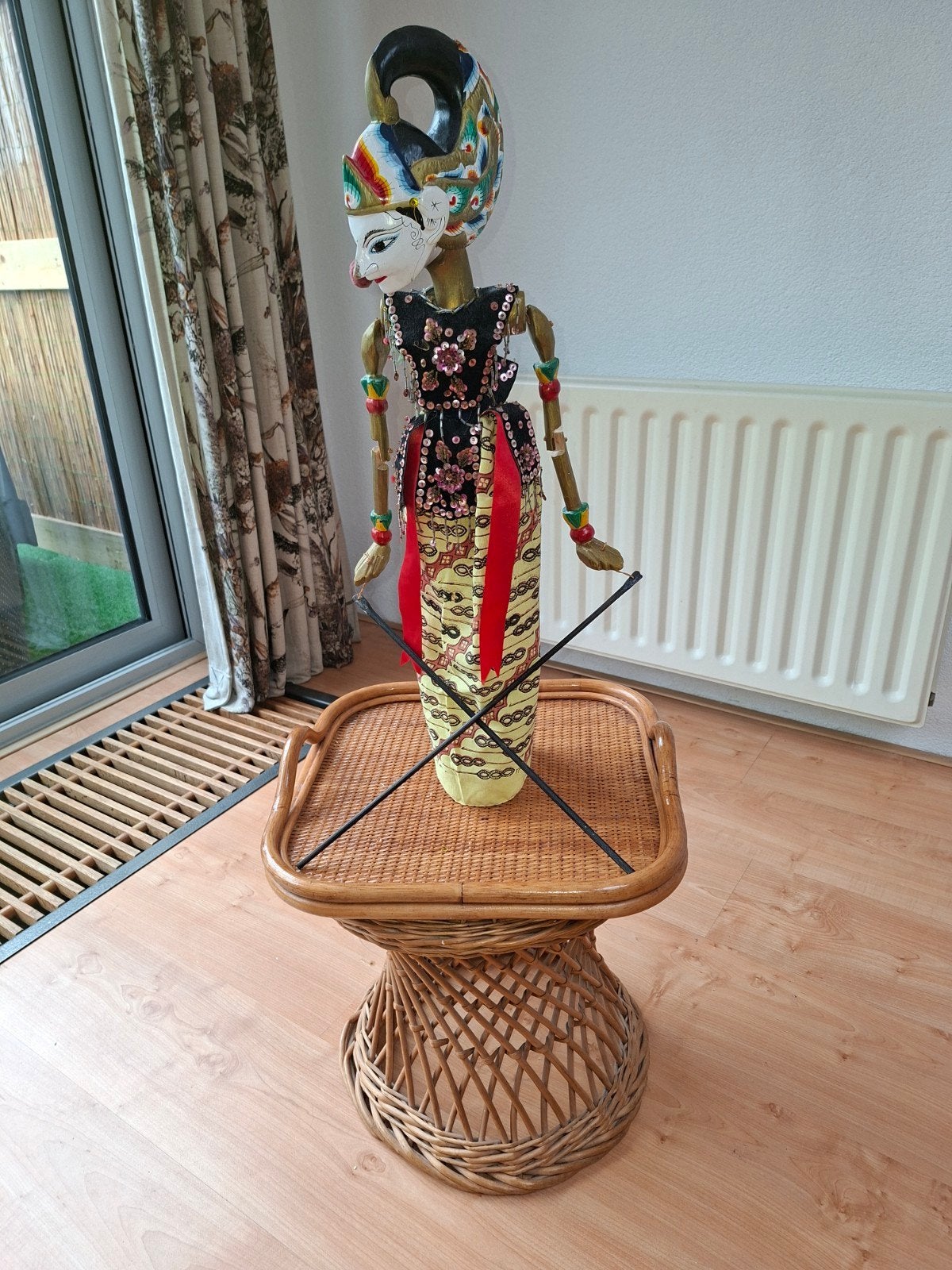 Prachtige Wayang Golek pop uit Indonesië, Hout, Ophalen of Verzenden, Indonesië, Geschilderd