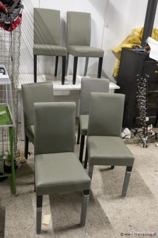 Online Veiling: Eetkamerstoelen - 6 stuks