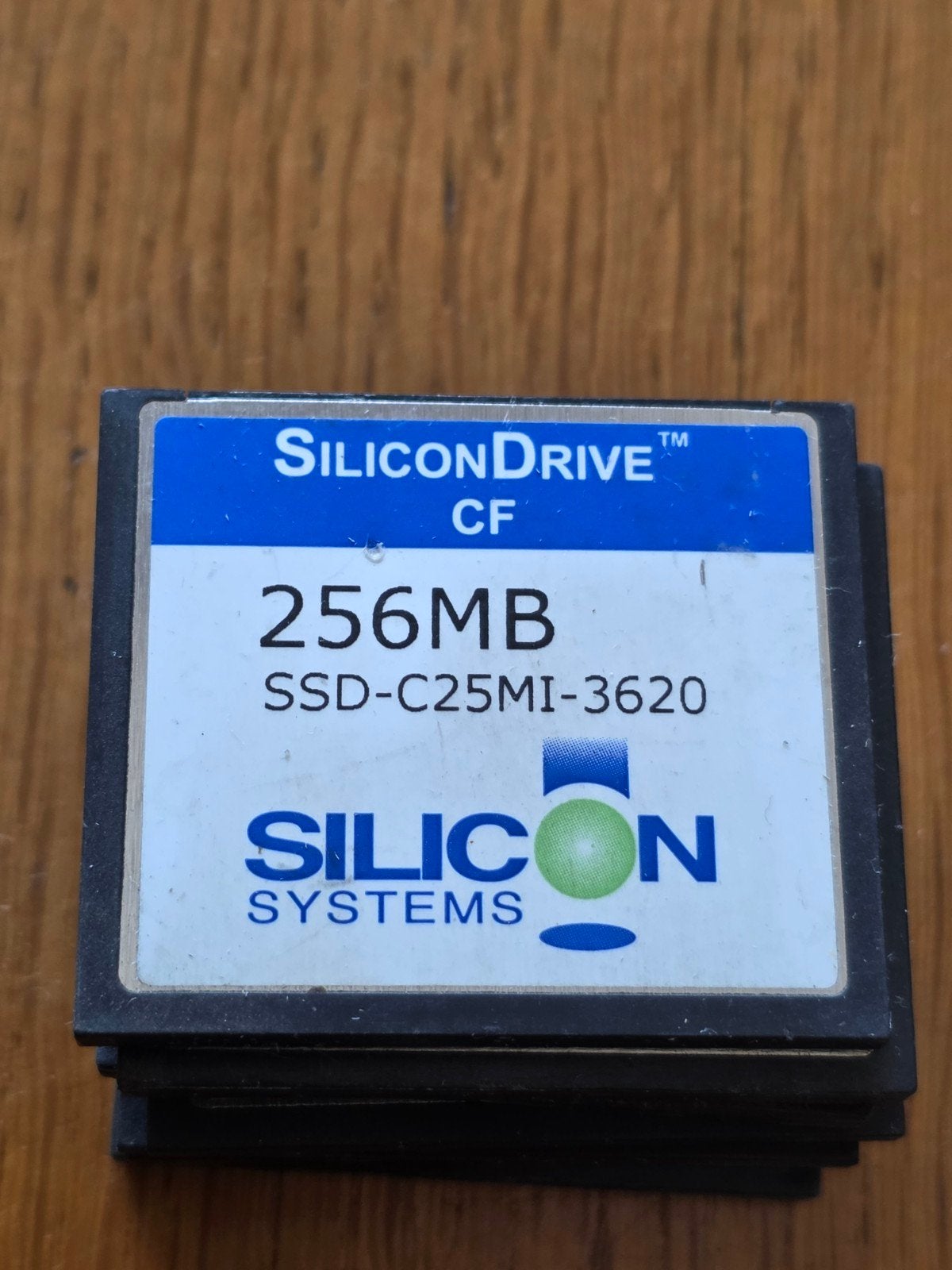 SiliconDrive CF 256MB Compact Flash Kaart SSD-C25MI-3620, Gebruikt, Silicon Systems, Minder dan 2 GB, Ophalen of Verzenden