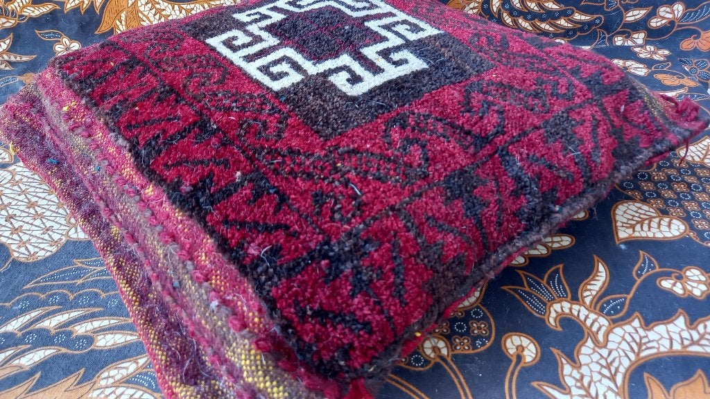 Mooi antiek handgeknoopt Perzisch kussen uit Iran 38-38 cm., Antiek en Kunst, Ophalen of Verzenden