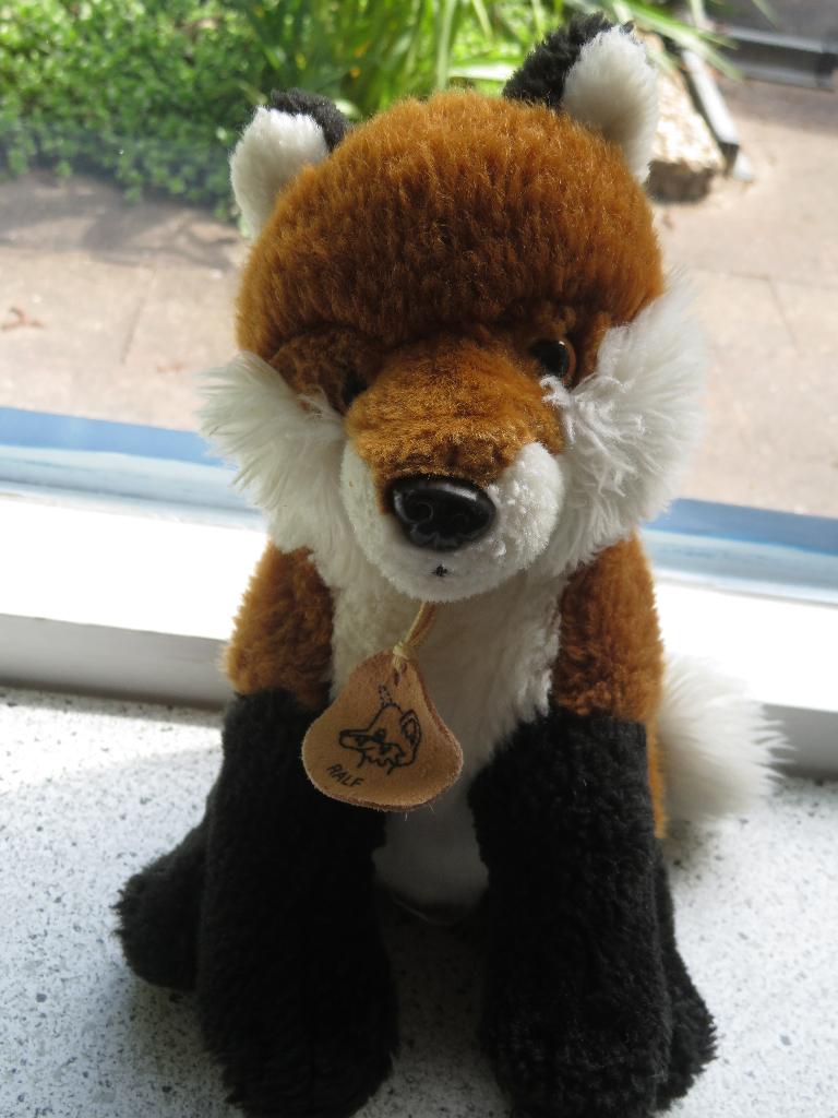 Vos Ralf merk PIA Soft Toys Collection meet ca 23 cm, Gebruikt, Ophalen of Verzenden, Middelgroot (20 tot 80 cm), Met label