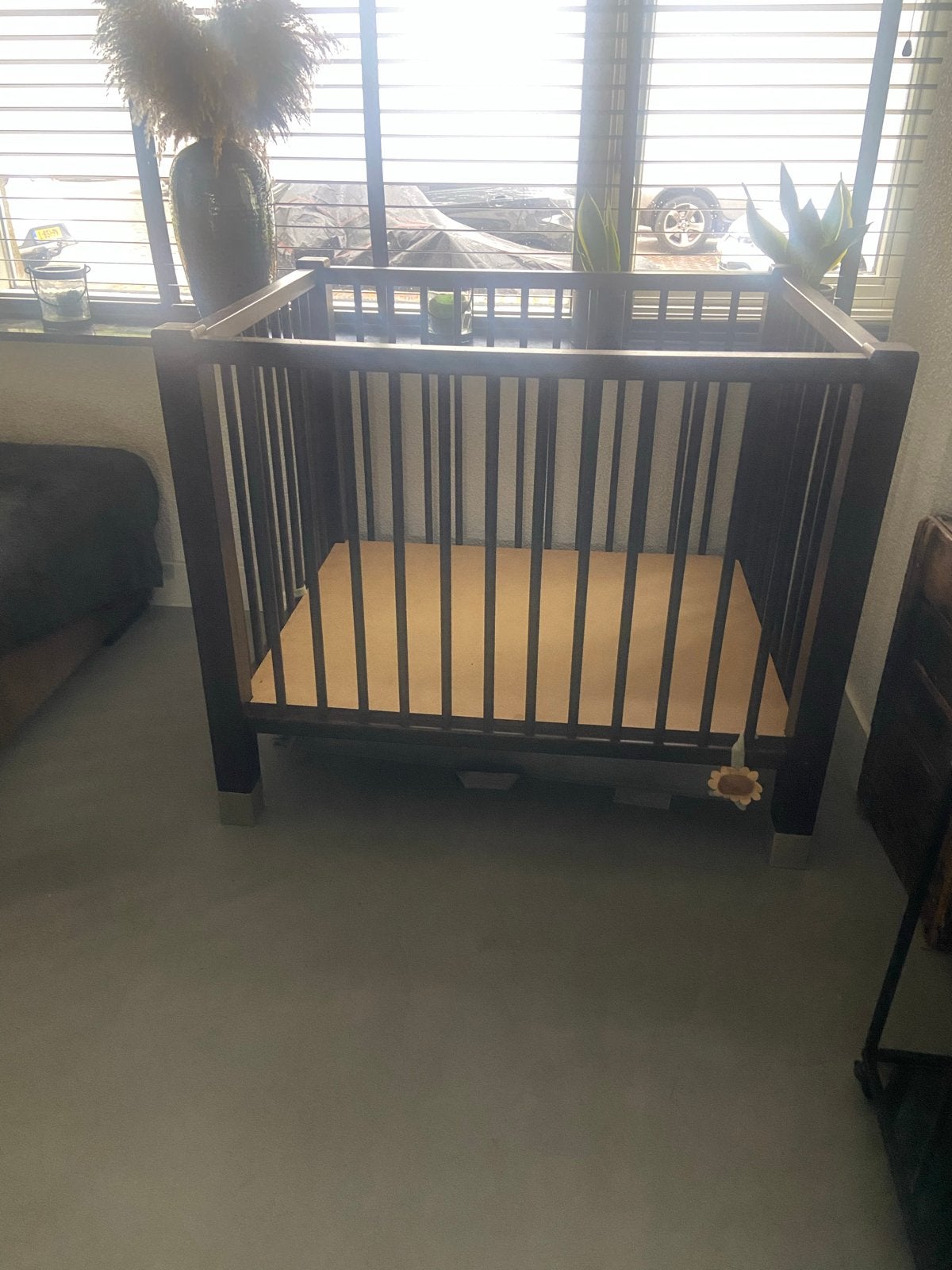 Bruine houten box voor baby of kind, Ophalen, Gebruikt, Vierkant