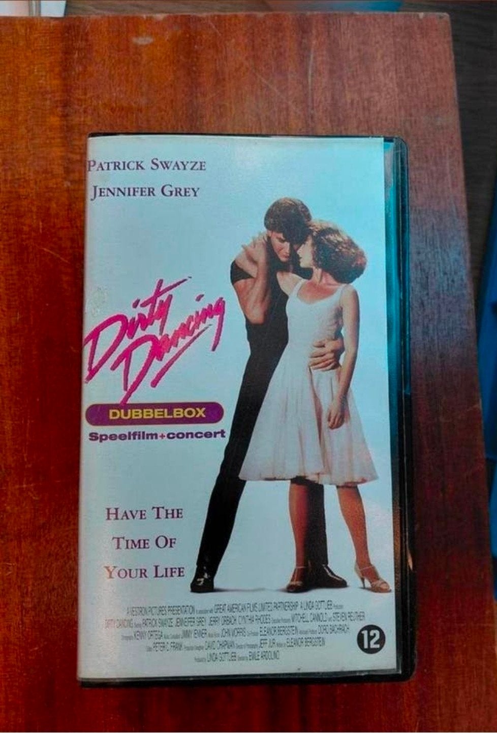 Dirty Dancing dubbel video box. Film + Concert., Boxset, Gebruikt, Ophalen of Verzenden, Komedie