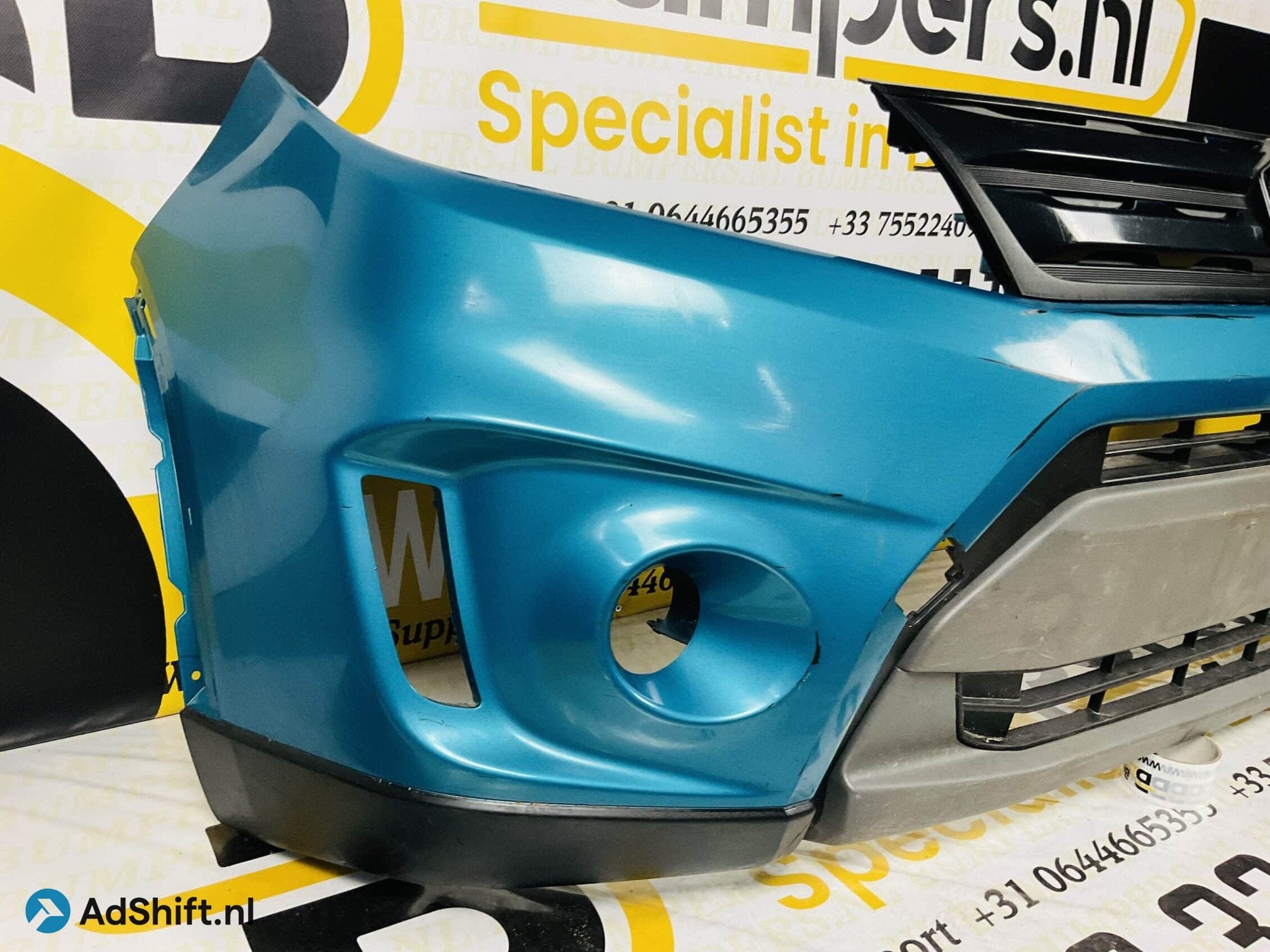 Bumper Suzuki Vitara Grill + Voorbumper 2-E10-623, Auto-onderdelen, Bumper