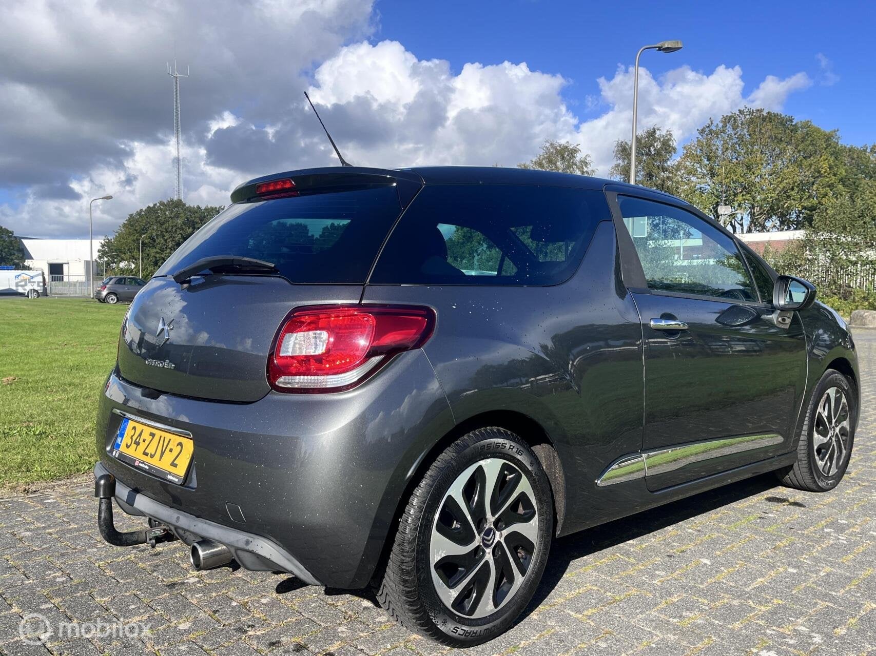 Citroen DS3 1.2 VTi Chic / Motor gereviseerd! / Alles nieuw!, Voorwielaandrijving, Euro 5, Stof, 1199 cc