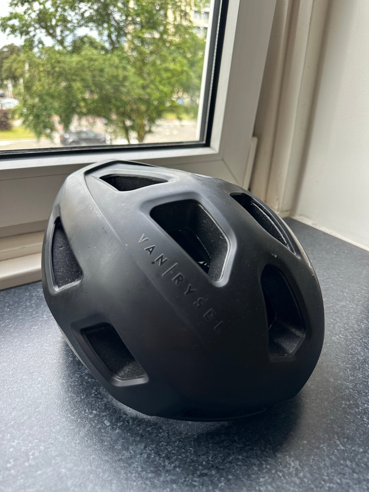 Decathlon racefiets helm maat L, Fietsen en Brommers, Ophalen of Verzenden, Gebruikt, L, Heer of Dame