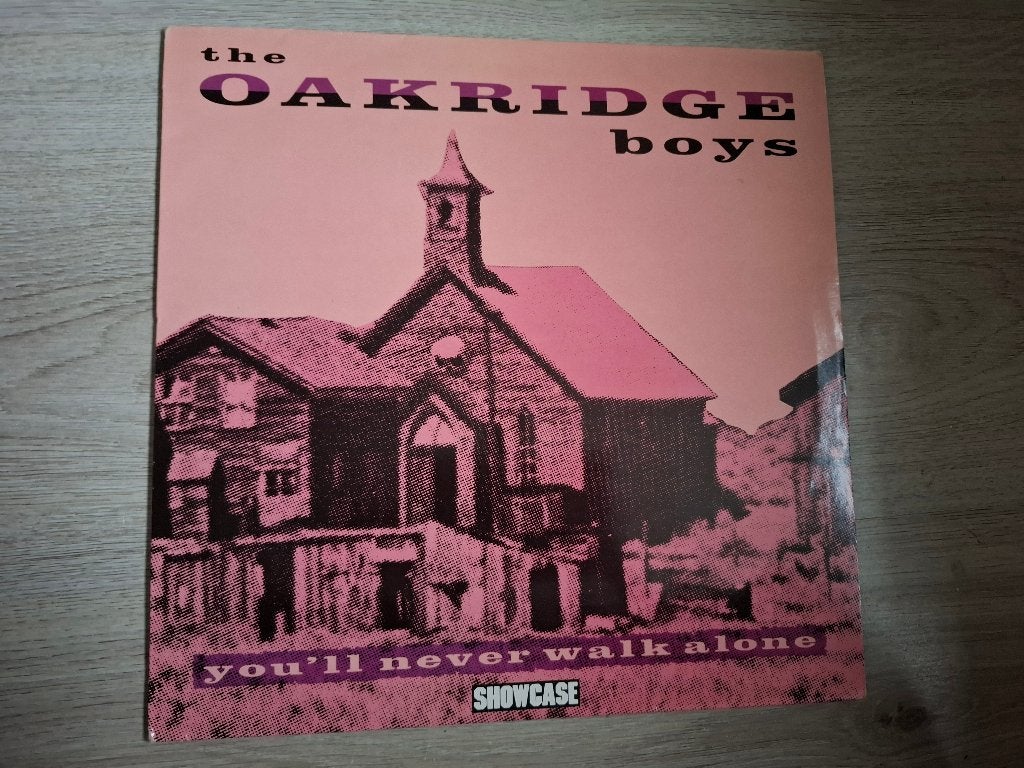LP The Oakridge Boys* – You'll Never Walk Alone. (1986), LP, Gebruikt, Ophalen of Verzenden, Beschermende buitenhoes